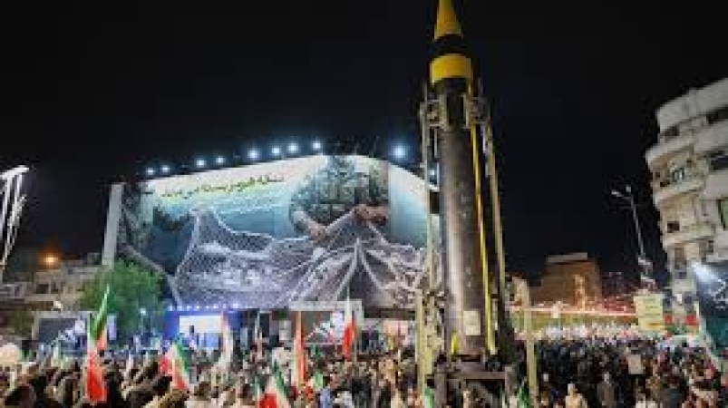 Iran warns of readiness for war and economic costs as US talks falter 