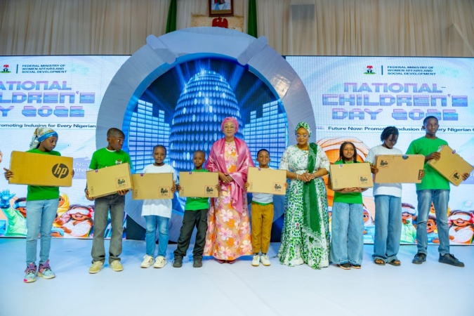 Oluremi Tinubu to Nigerian children: Always aim high, don’t letting the environment define your limit