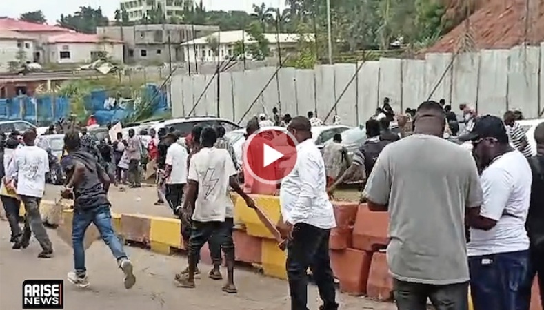 Constituency delineation: Pandemonium in INEC as thugs attack protesting Itsekiri youths 