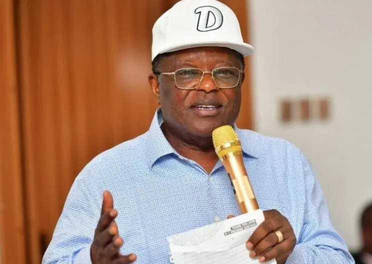 Umahi orders opening of Abuja-Kaduna-Kano road for sallah travel