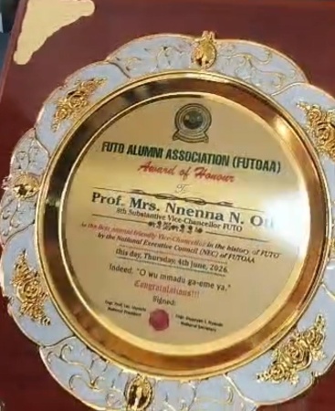 FUTO Alumni Association honours Prof. Nnenna N. Oti at the 38th Convocation Alumni Nite