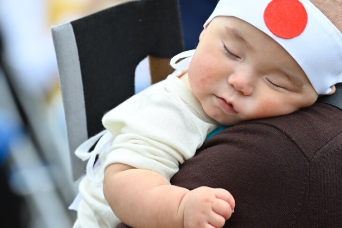 Japan hits record low births as fewer people get married