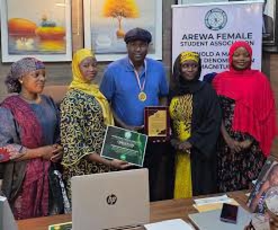 Arewa Female Students Association honours Business Leader Babatunde Ademola with Excellence Award