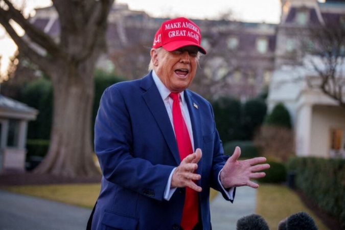 US-Iran ‘peace deal’ announced; Trump says Strait of Hormuz reopening