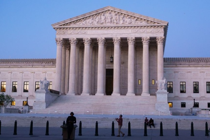 Supreme Court to decide if migrants detained for months must receive bond hearings