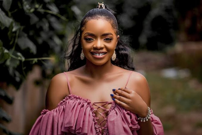 Nollywood actress escapes death, lands in hospital after accident during movie set