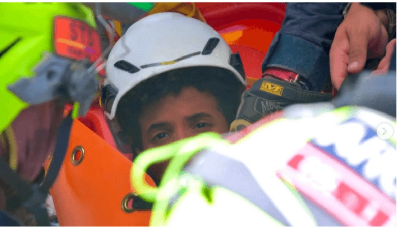  Two boys rescued from earthquake rubble after days of being trapped