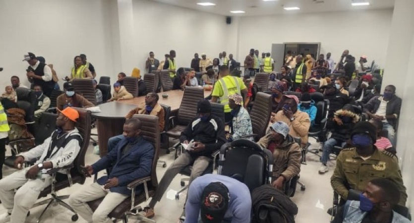BREAKING: Another batch of evacuated Nigerians arrives in Lagos from South Africa