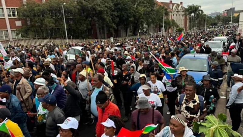 Thousands of anti-migrant protesters march in South Africa amid heavy police presence