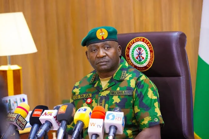 FG to let journalists join troops during military operations