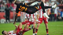 Osimhen scores stunning overhead kick as Galatasaray down Antalyaspor 3-0
