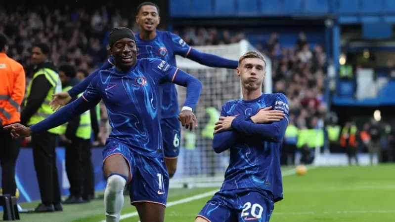 Chelsea thump Villa to move joint second with Arsenal on Premier League table