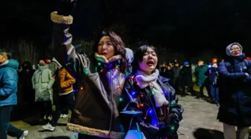 South Korean president survives impeachment vote