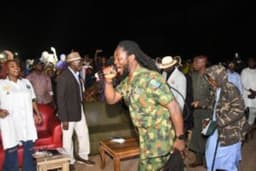 Daddy Showkey lights up wounded soldiers’ Christmas
