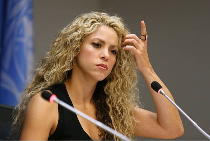 Shakira hospitalised, cancels concert