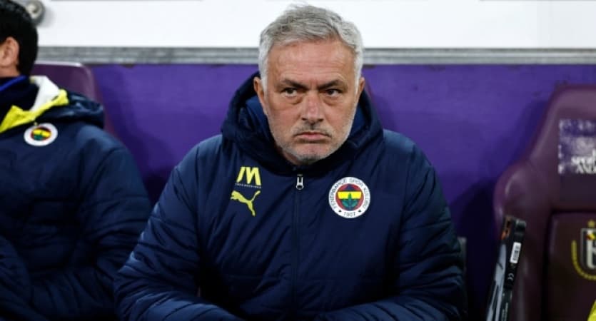 Mourinho gets four-match ban for ‘monkeys’ comment, referee blast