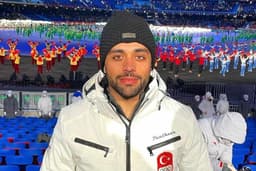 Olympic star and his father die in hotel fire