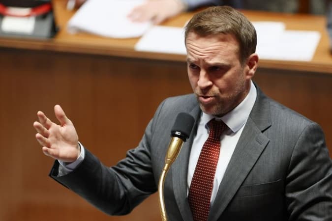 Europe vows proportional response to Trump’s tariff plans, avoiding escalation