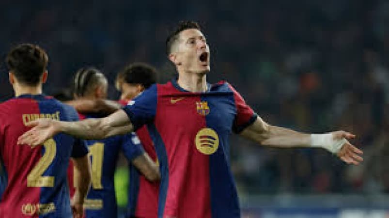 Raphinha equals Messi record as Barcelona thrash Dortmund