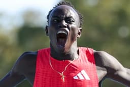 Record-breaking teenager Gout smashes 20-second barrier in 200m win