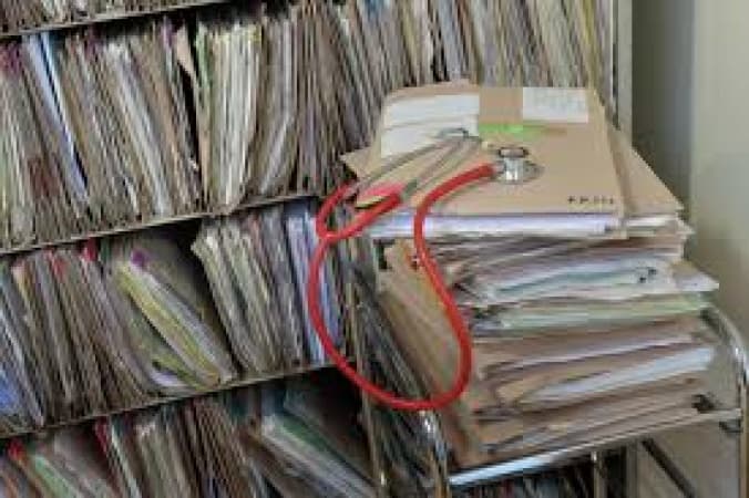 One in four patients in England find errors in medical records, watchdog says