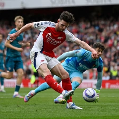 Bournemouth beat Arsenal to boost European qualifying hopes