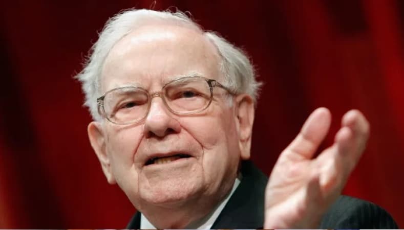 Warren Buffett stepping down as Berkshire Hathaway CEO