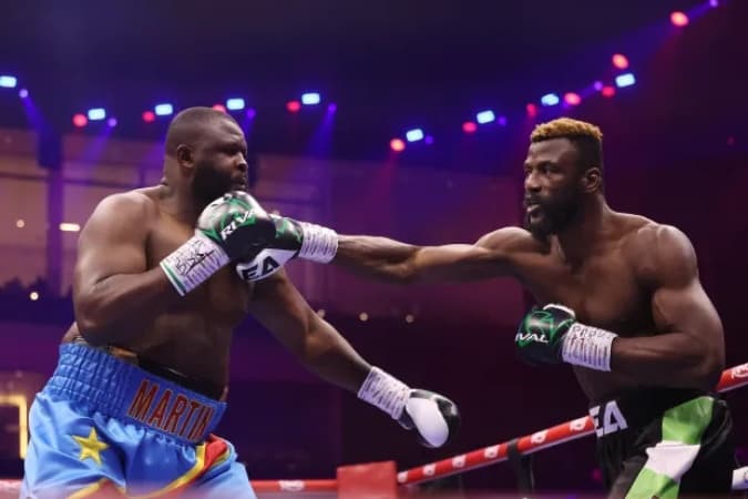 BREAKING: Efe Ajagba, Martin Bakole battle to a draw in heavyweight showdown in Riyadh