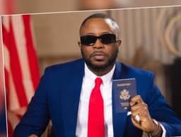 Tunde Ednut becomes US citizen, receives presidential lifetime achievement award