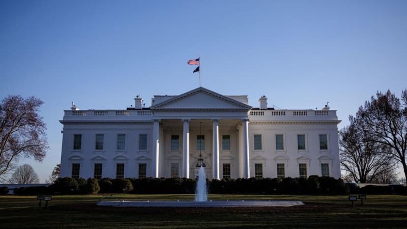 White House sends over 100 National Security Council staffers on administrative leave