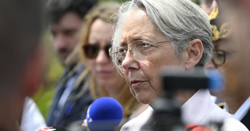 14-year-old student stabs teacher to death in school