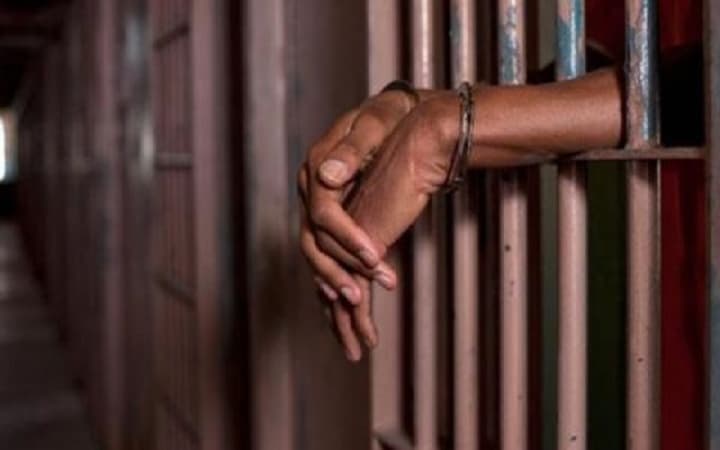 $17m fraud: US court jails five Nigerians for 159 years