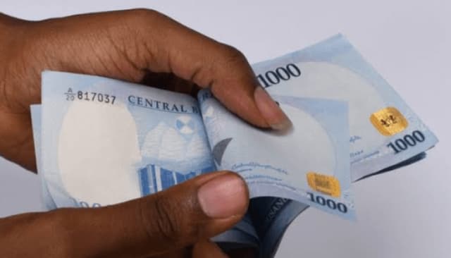 Naira firms up after banks resume international usage of local currency cards