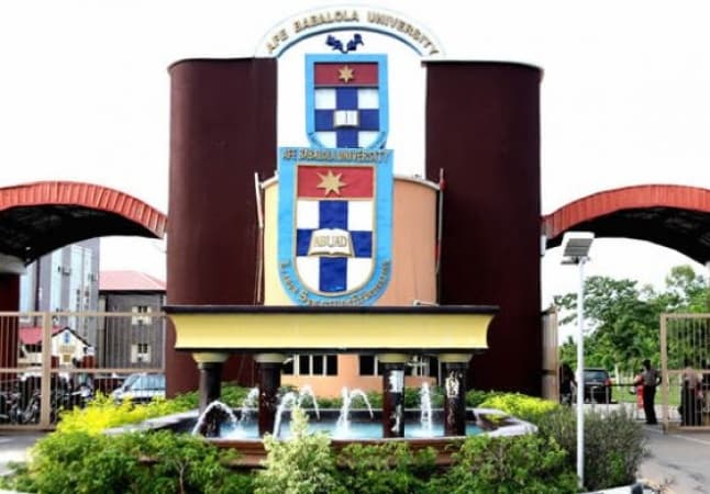 ABUAD parents raise concerns over MBBS academic delay, meal costs