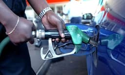 Nigerian filling stations increase fuel price