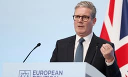 British PM spits fire, vows country will never surrender flag to far right campaigners