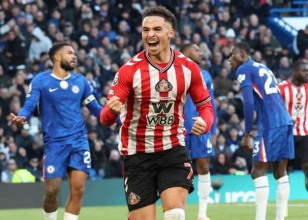 Talbi scores late winner as Sunderland stun Chelsea
