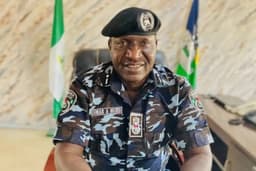 Police arrest 10 suspected criminals, recover arms, vehicles in Osun