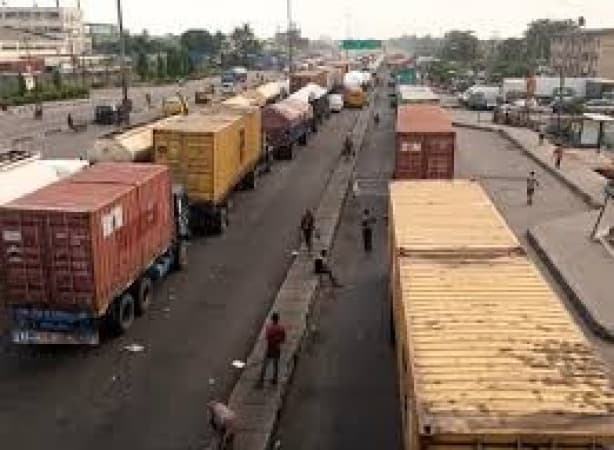 Apapa Gridlock returns as e-Call-Up system crashes