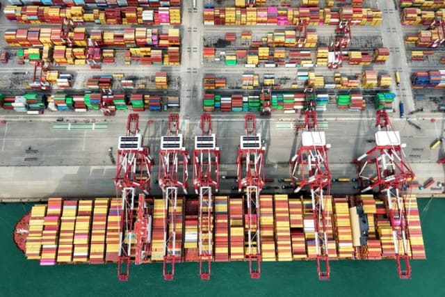 Big business sits out the Supreme Court fight over Donald Trump’s tariffs