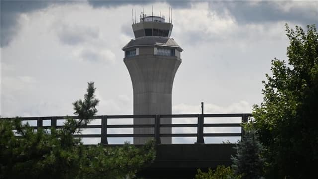 7 killed, more casualties expected as cargo plane crashes in US