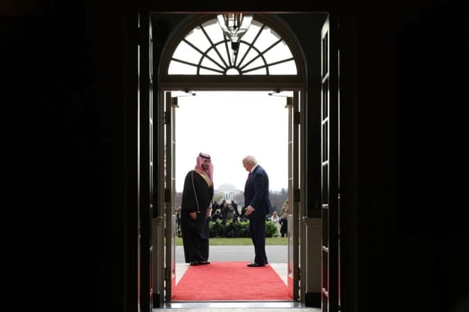 Why Trump’s plan to sell F-35 jets to Saudi Arabia is so controversial