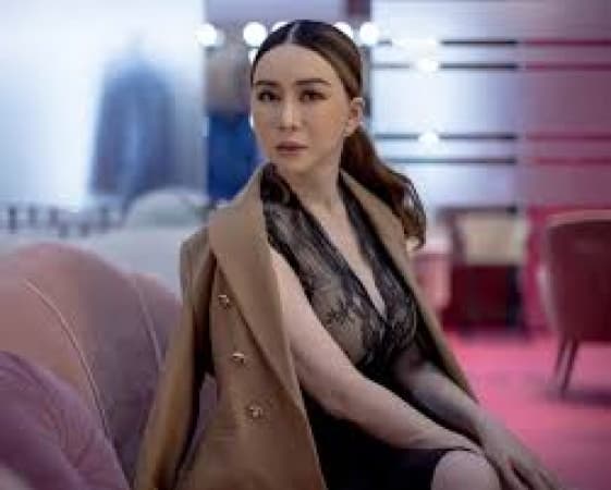 Arrest warrants issued for Miss Universe co-owners in latest twist in pageant saga