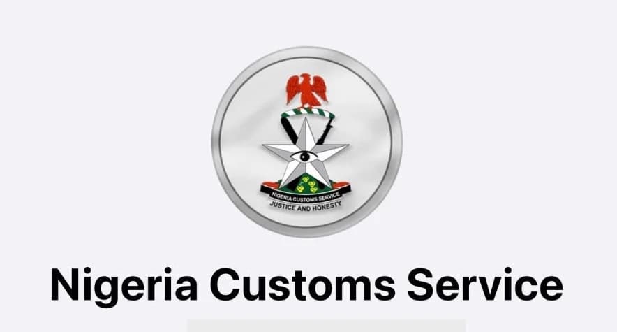 Customs promote 13 senior officers, reward 10 for exceptional service