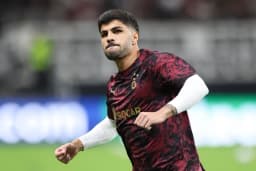 Eight arrested, over 1,000 suspended in Turkiye football gambling scandal