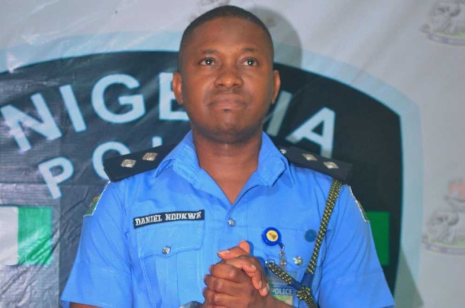Police foil robbery in Enugu, arrest suspect