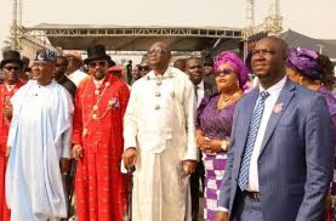 Jonathan, Diri, Ogbuku,others eulogise late Ayakoro paramount ruler