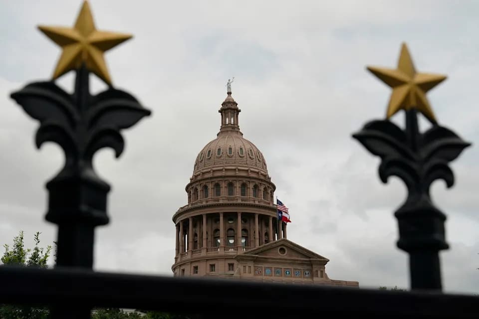Supreme Court allows Texas to use a congressional map favorable to Republicans in 2026