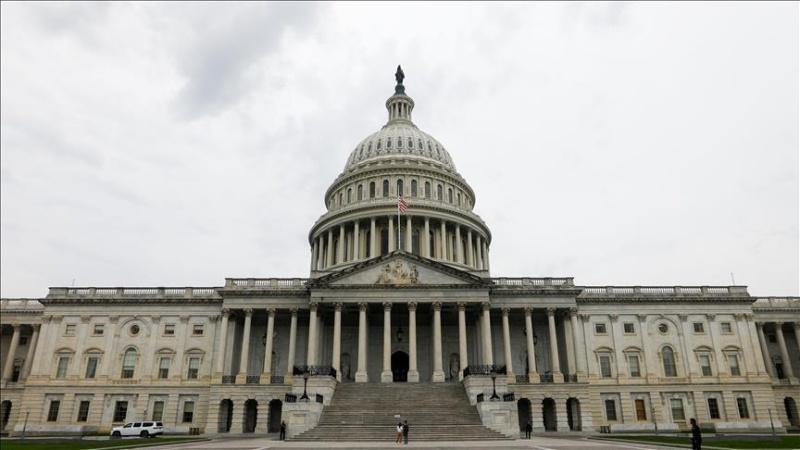 US government temporarily shuts down