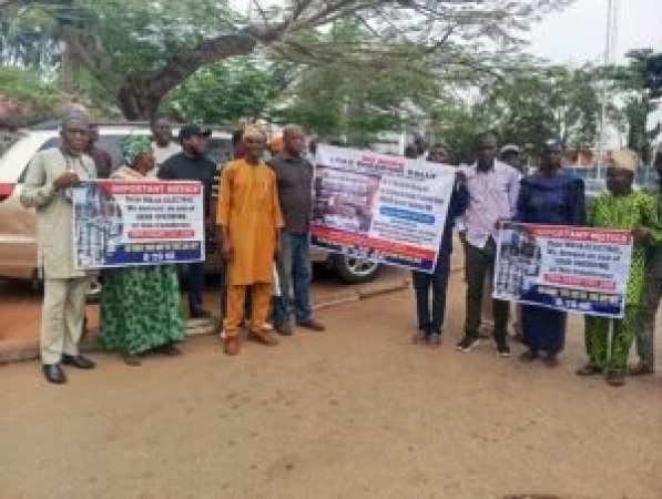 Ikorodu residents protest alleged prolonged, ‘arbitrary’ blackout